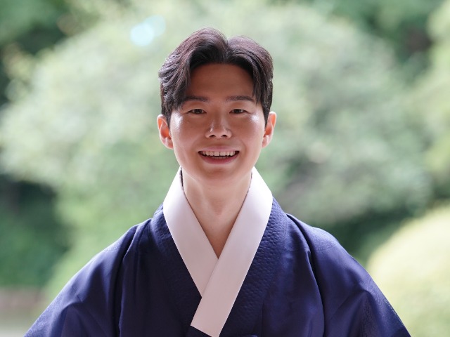 Yunwoo Lee